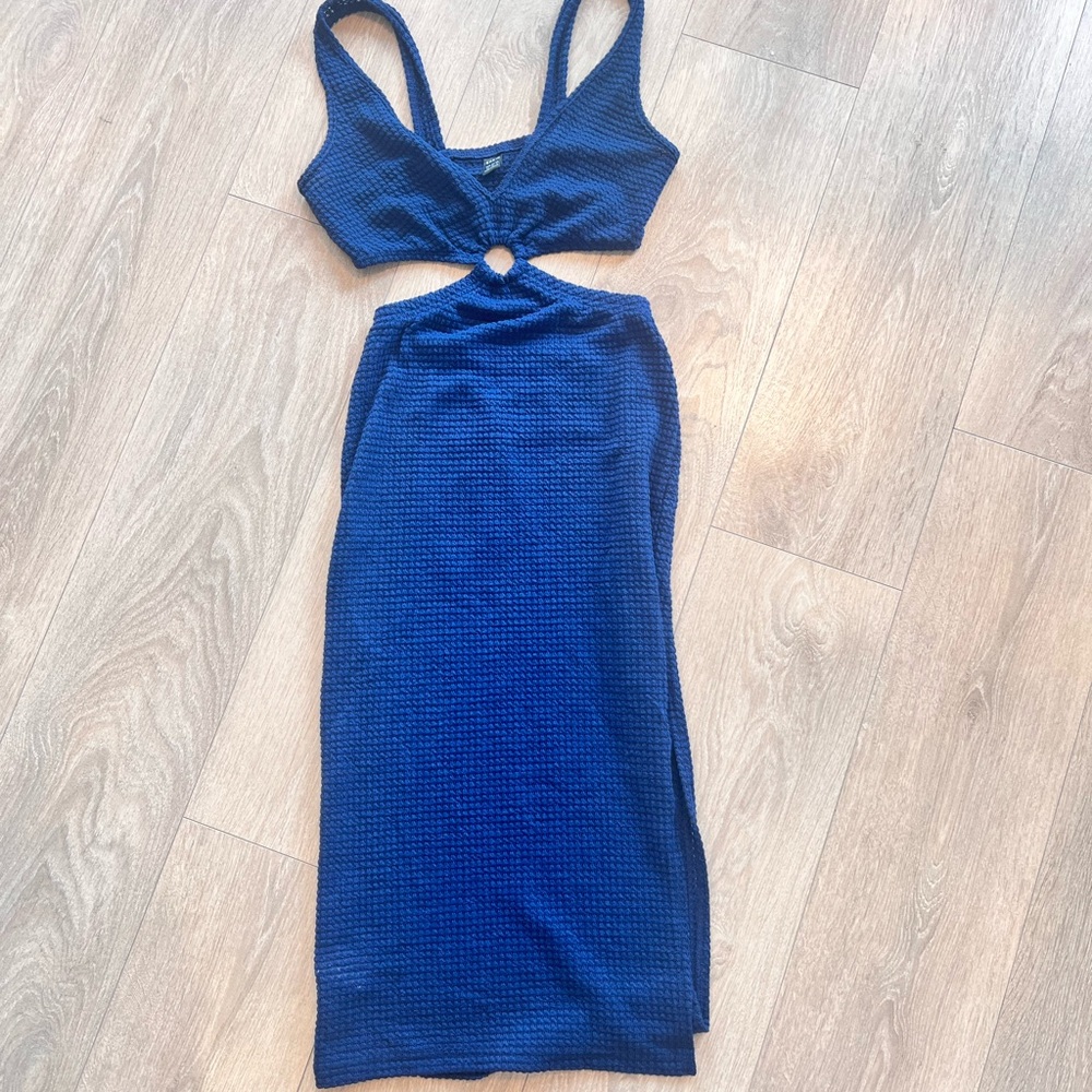 Elegant Navy Blue Cut-Out Dress